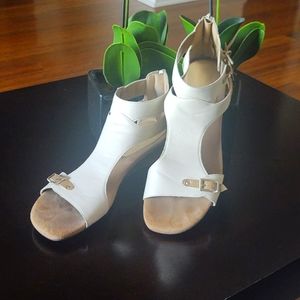 LIKE NEW😃Aerosoles Wedge Sandals